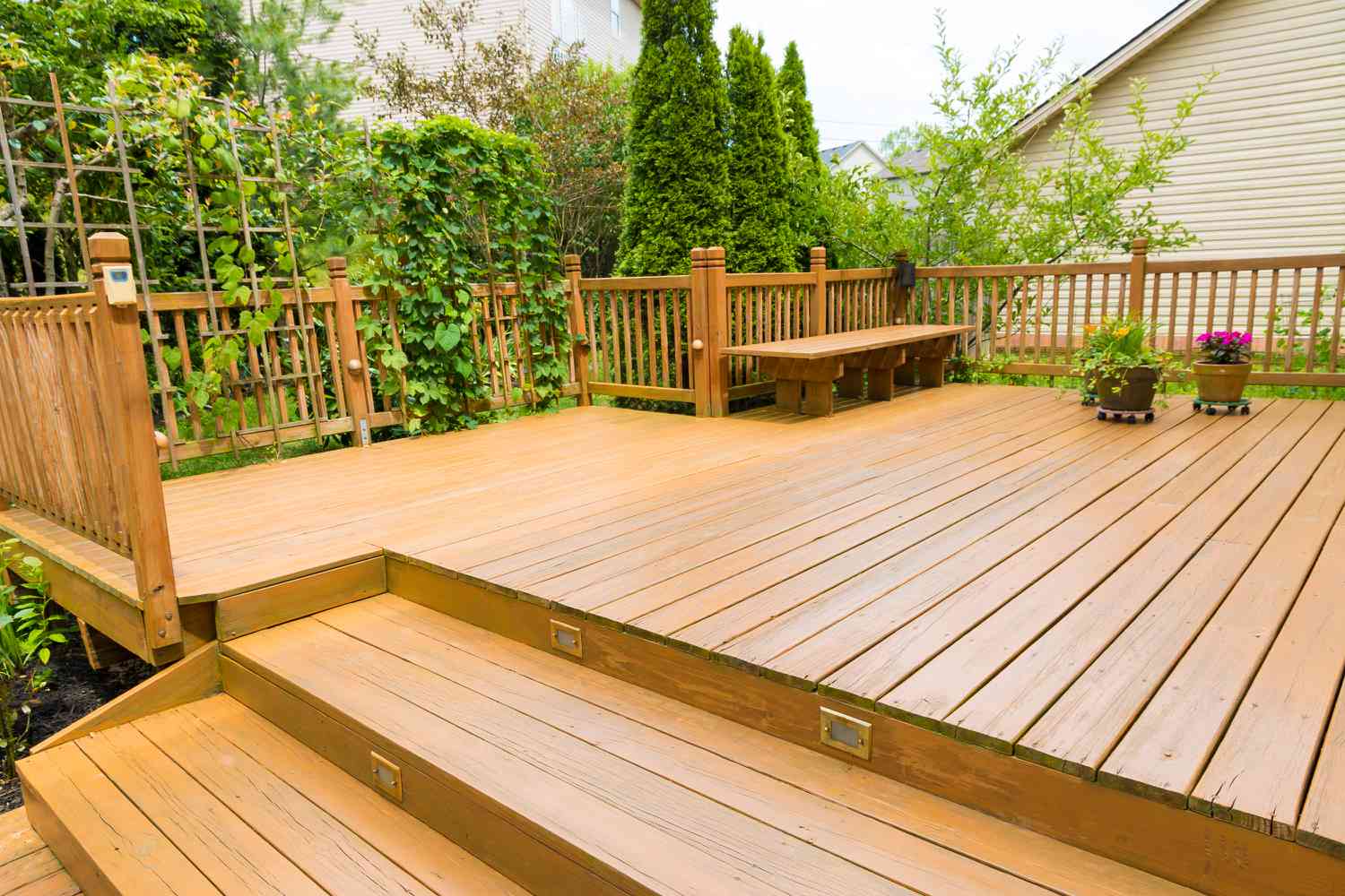 wood decking vs composite decking